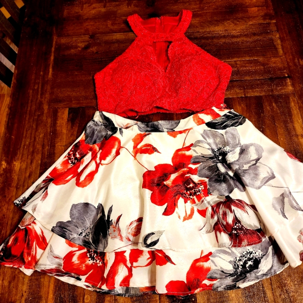 Gorgeous 2 piece dress